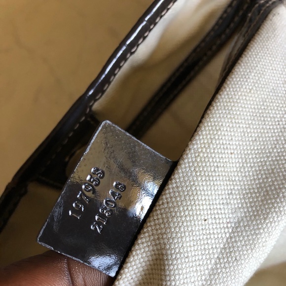 Authentic Gucci GG Supreme Joy Medium Tote - Picture 15 of 16
